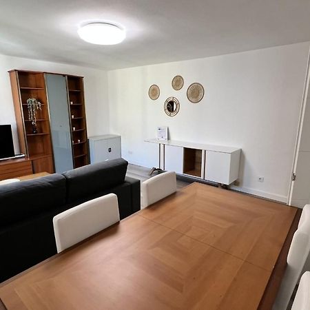 Apartamenticos Plaza Del Pilar III ซาราโกซา ภายนอก รูปภาพ